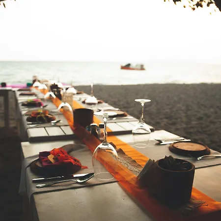 Yonca Hotel